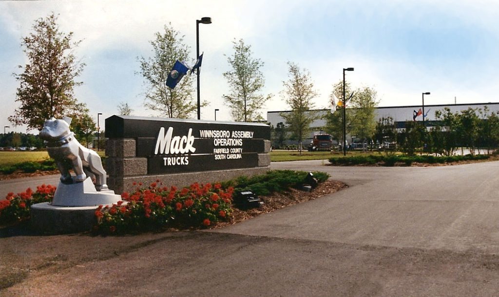 Mack Trucks Heavy Truck Assembly Plant - Project Gallery Image